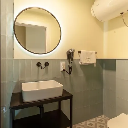 Eko Zakatek Alpehytte